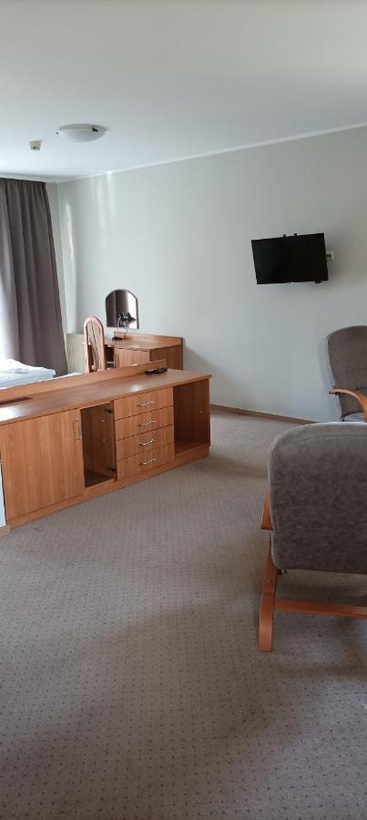 Hotel Przylesie Sierosław Eksteriør bilde